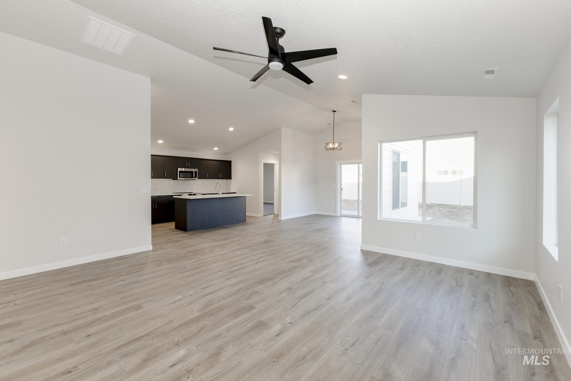 8572 S Foraker Way Property Photo 8