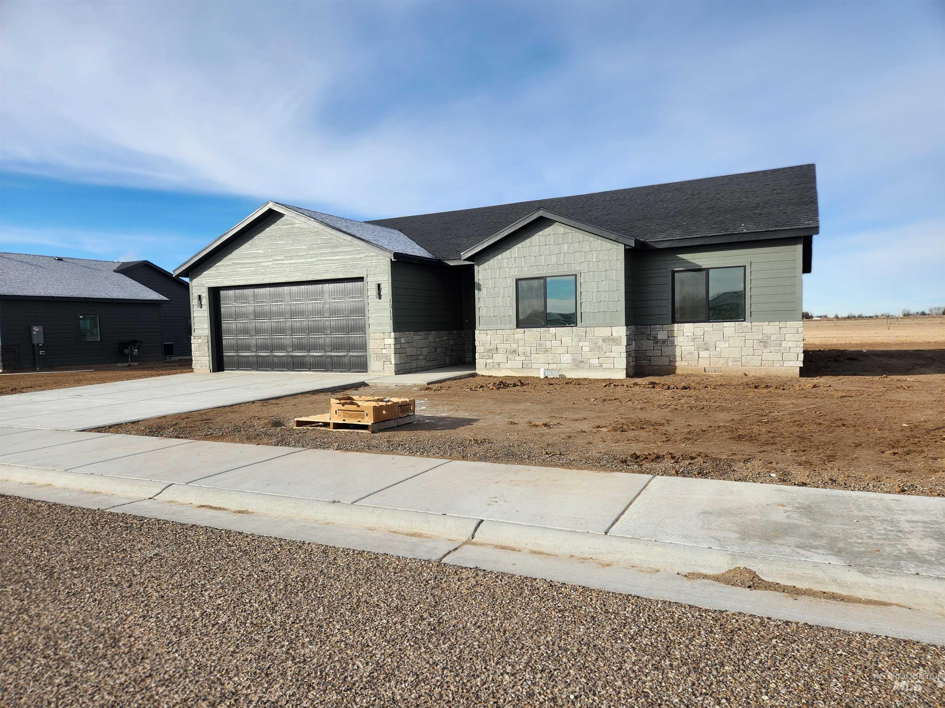 1311 Moss Property Photo 2