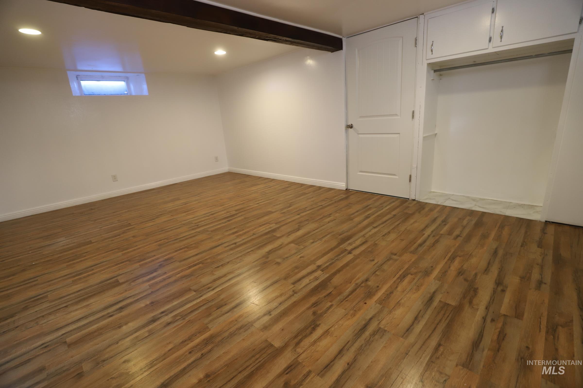 341 Falls Avenue West Property Photo 27