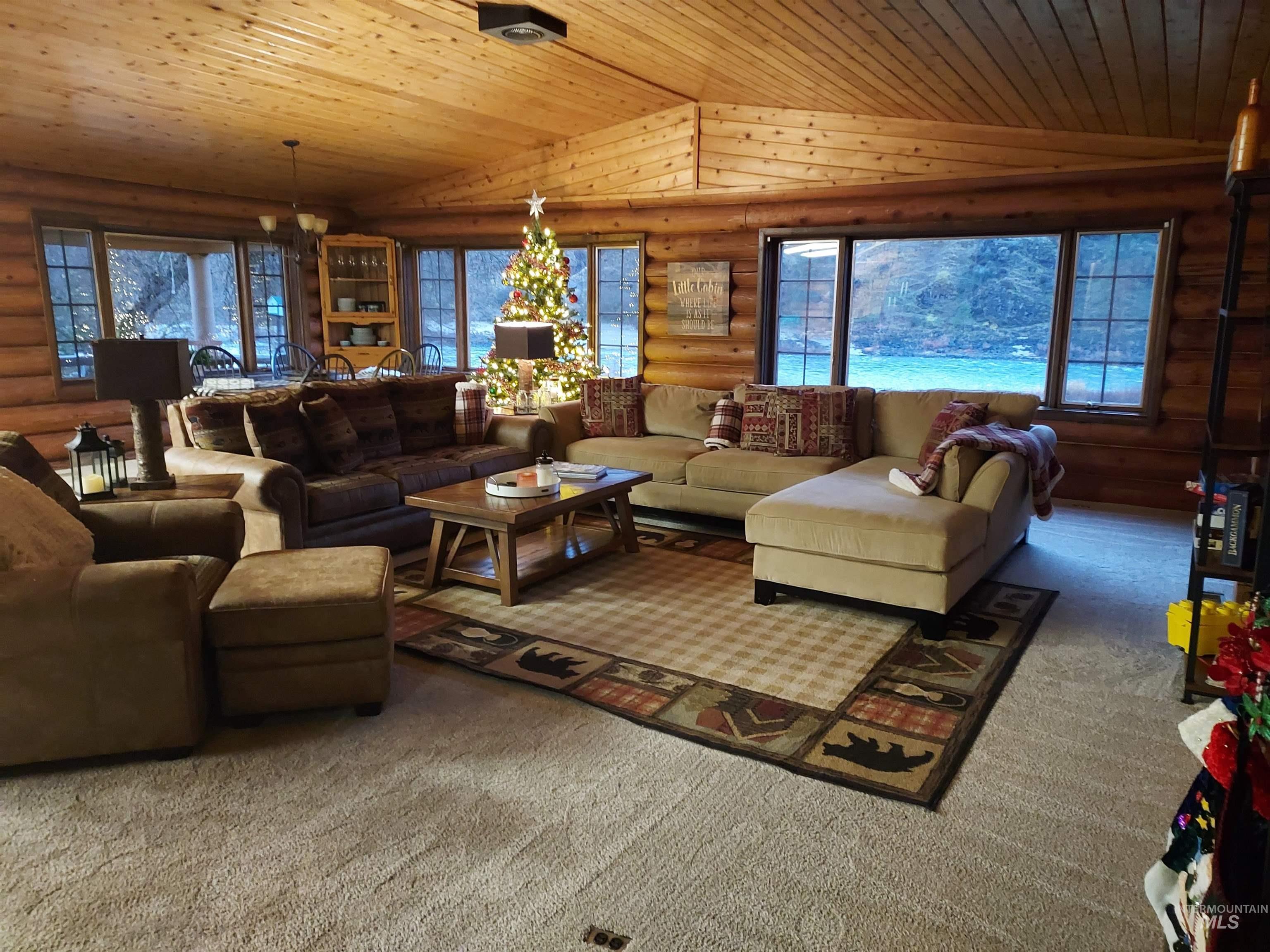 13709 Us Highway 95 Property Photo 7