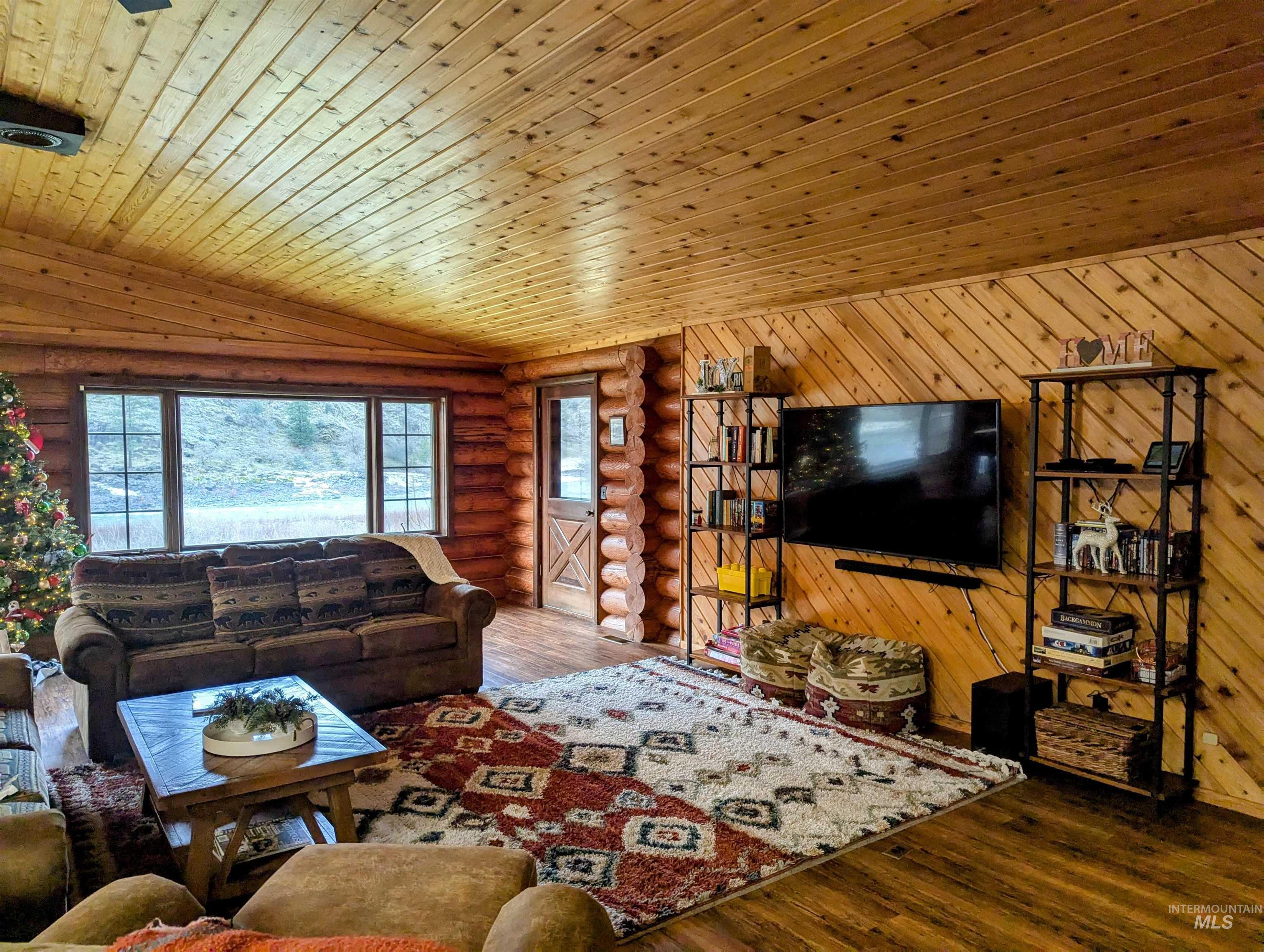 13709 Us Highway 95 Property Photo 10