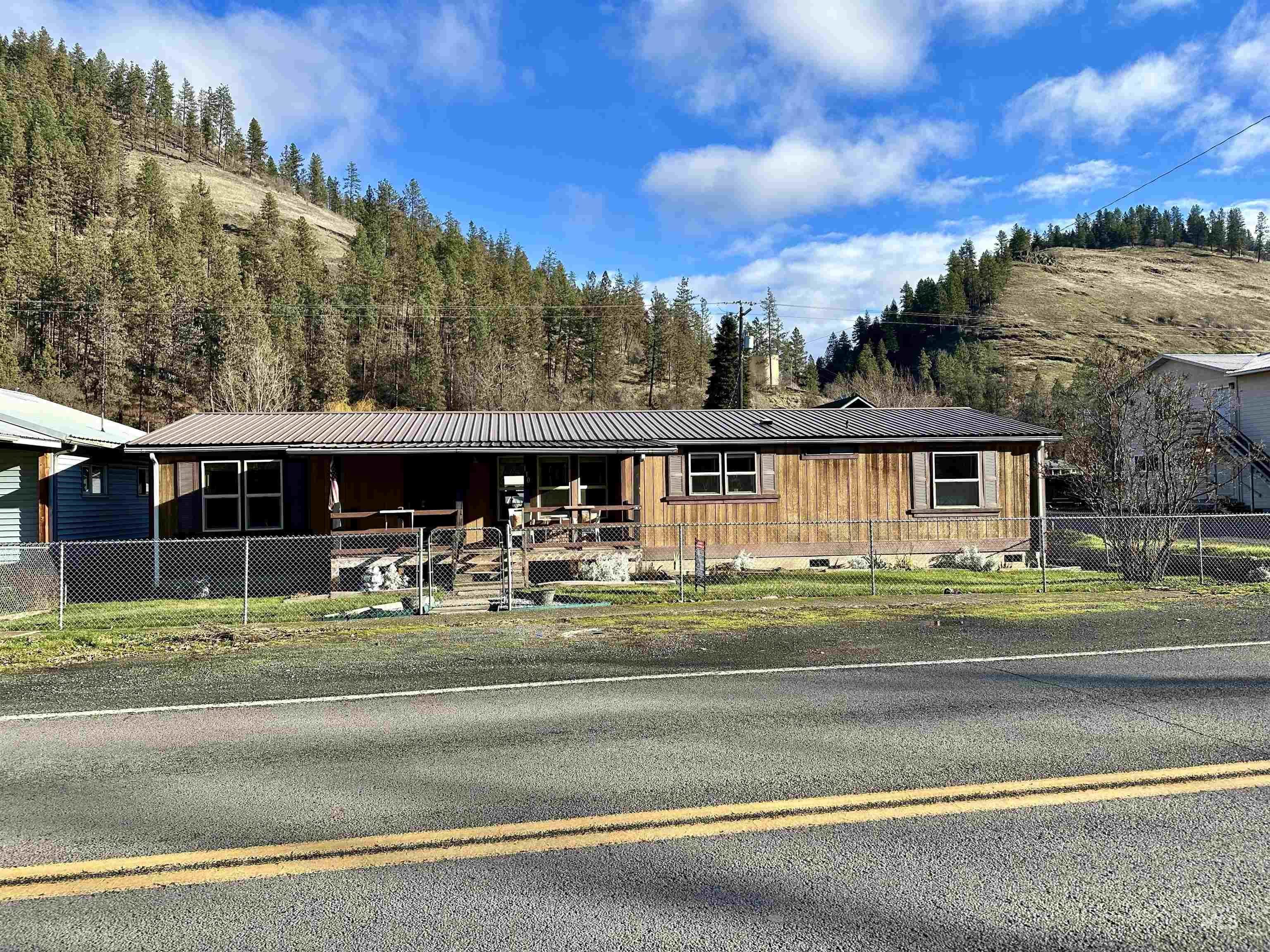 110 Main Street Property Photo 2