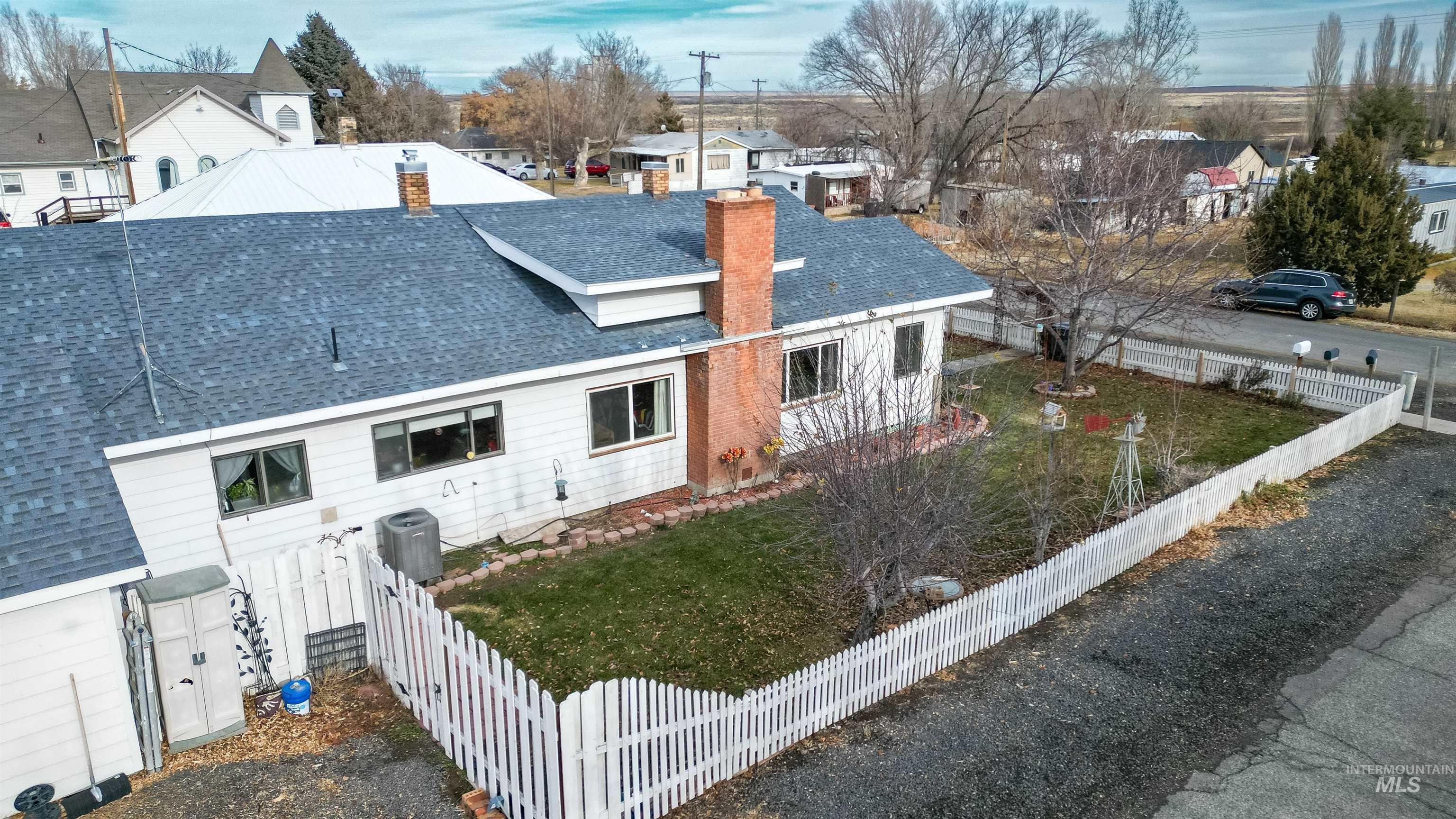 210 N Idaho Street Property Photo 7