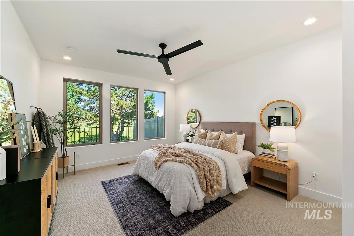 6432 S Astoria Ave Property Photo 11