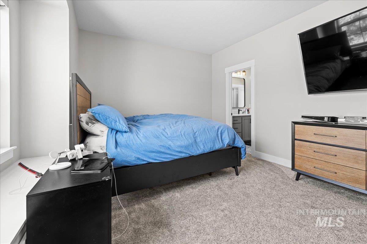 14947 Red Barn Ct Property Photo 29