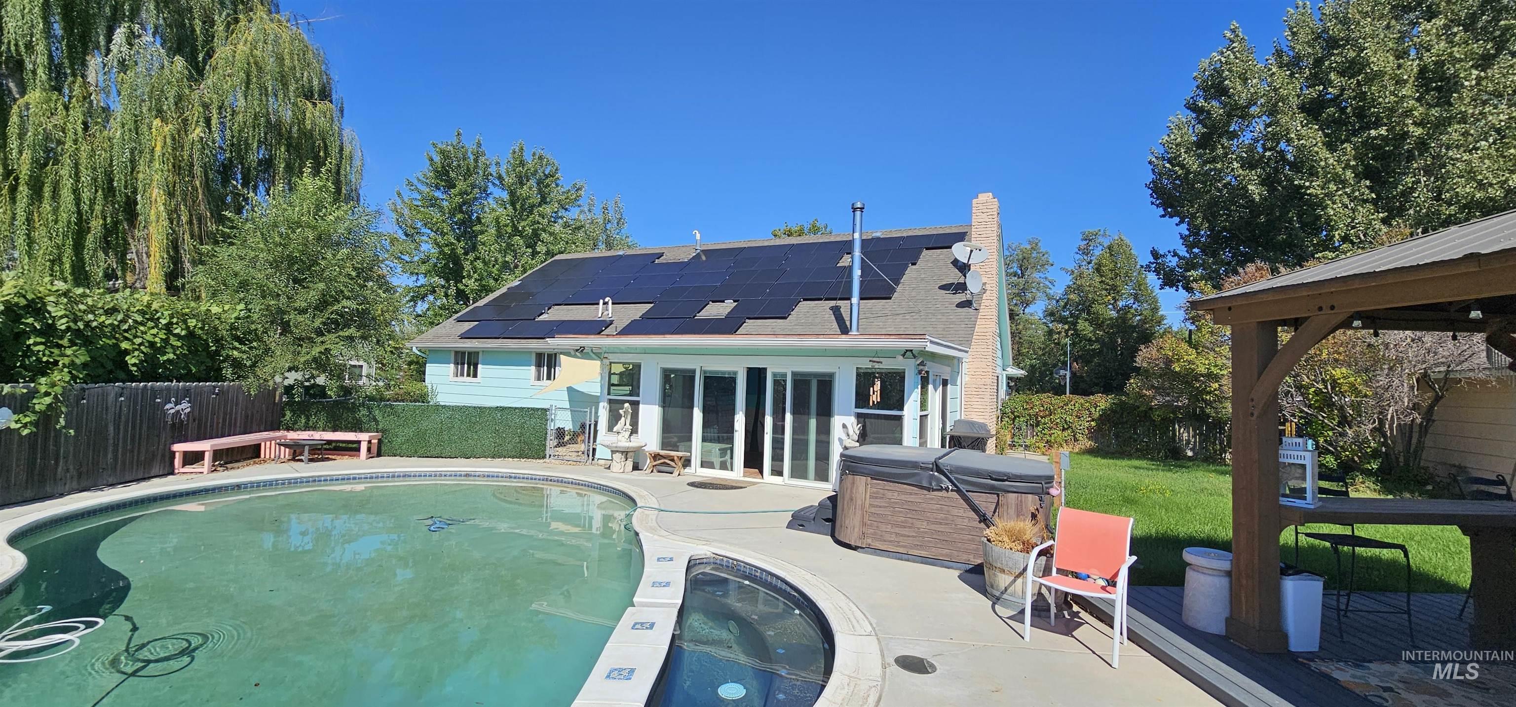 10771 W Amity Road Property Photo 1