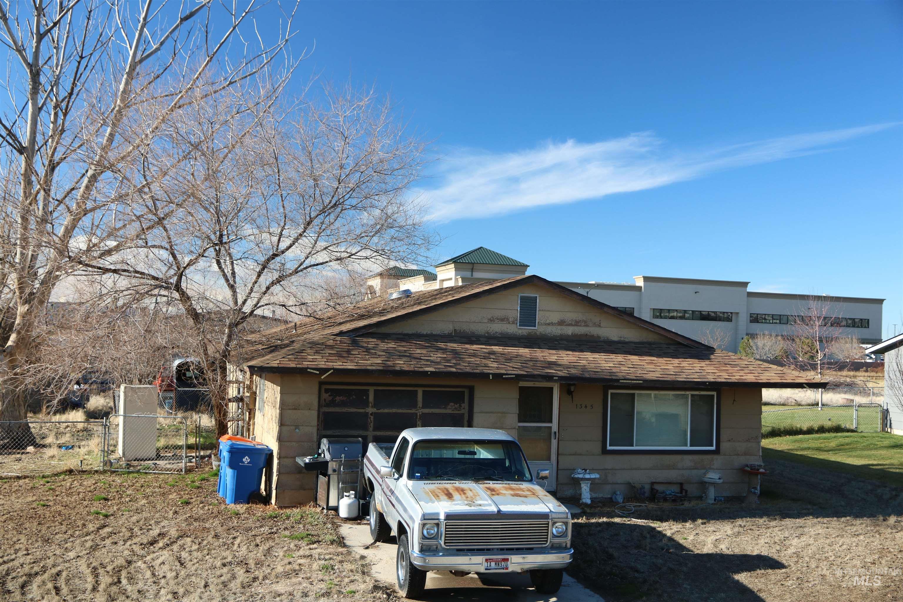 1345 Jade Ave Property Photo 7