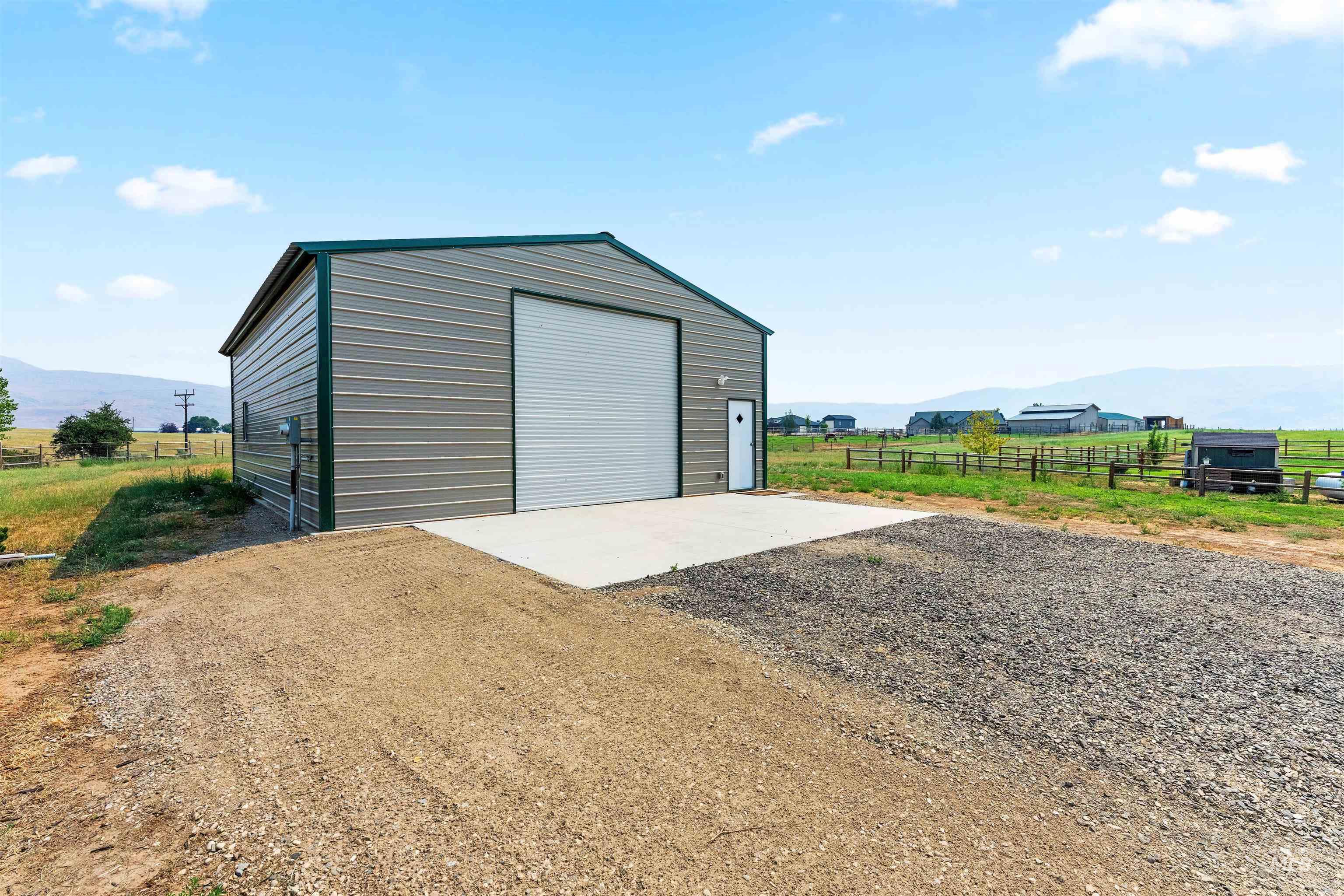 9215 N Highway 52 Property Photo 8