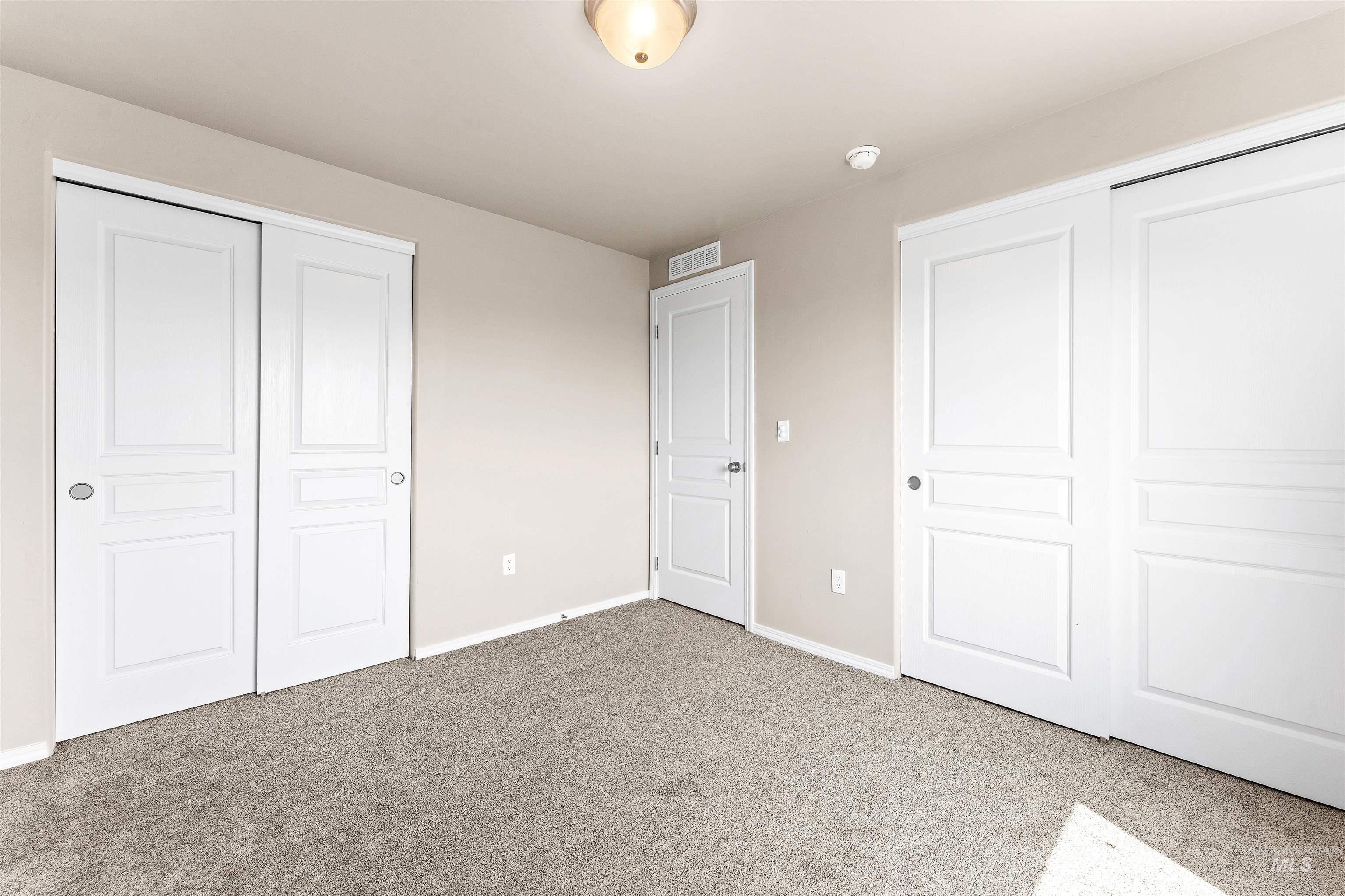 9215 N Highway 52 Property Photo 31