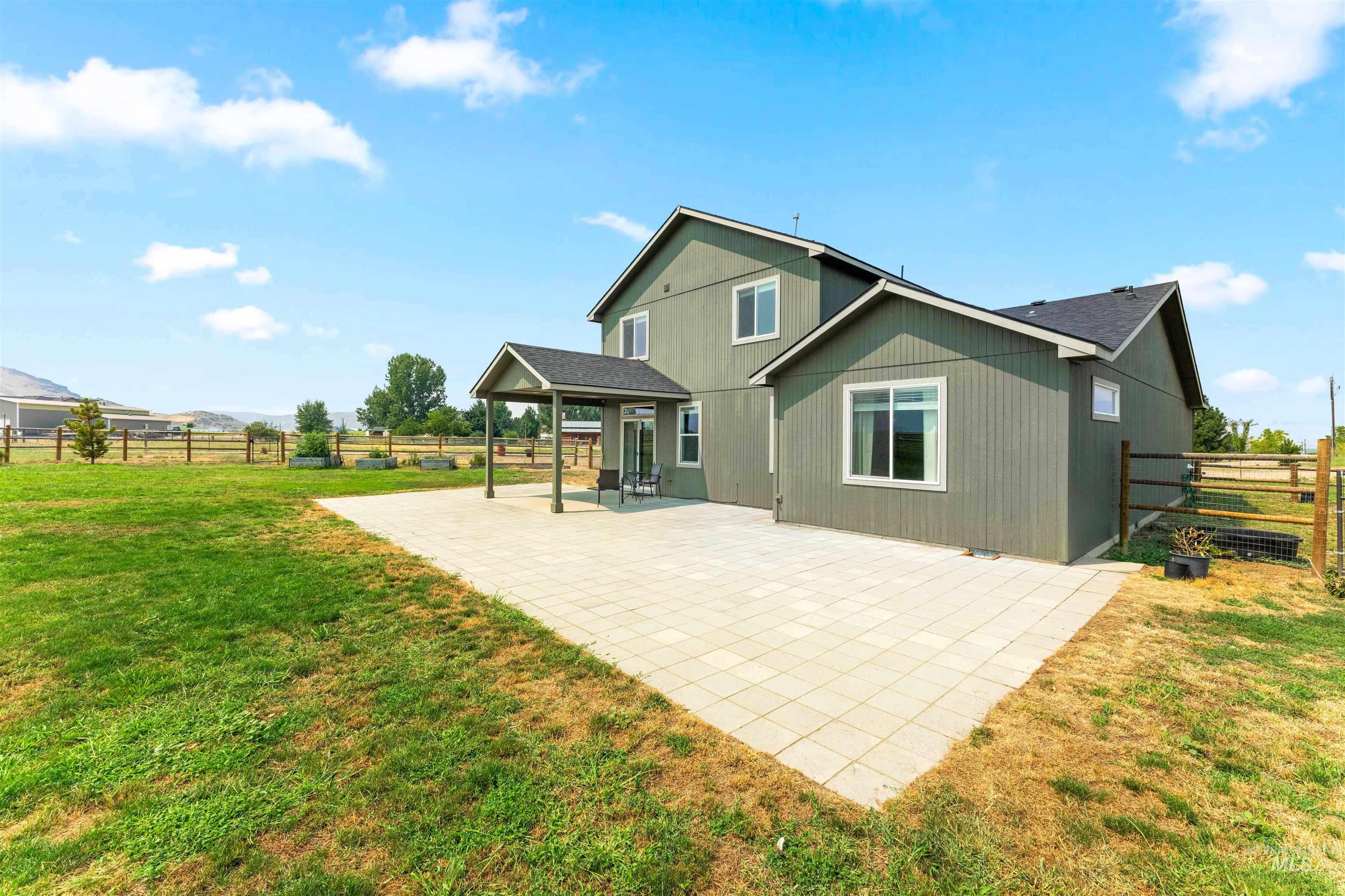 9215 N Highway 52 Property Photo 34