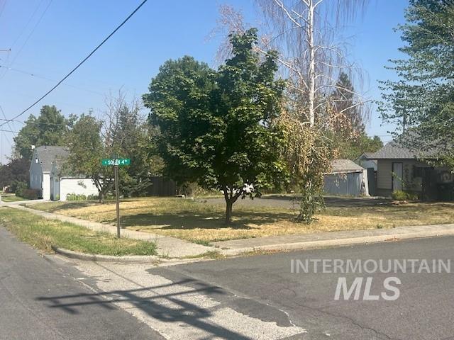 515 S Meadow Property Photo 6