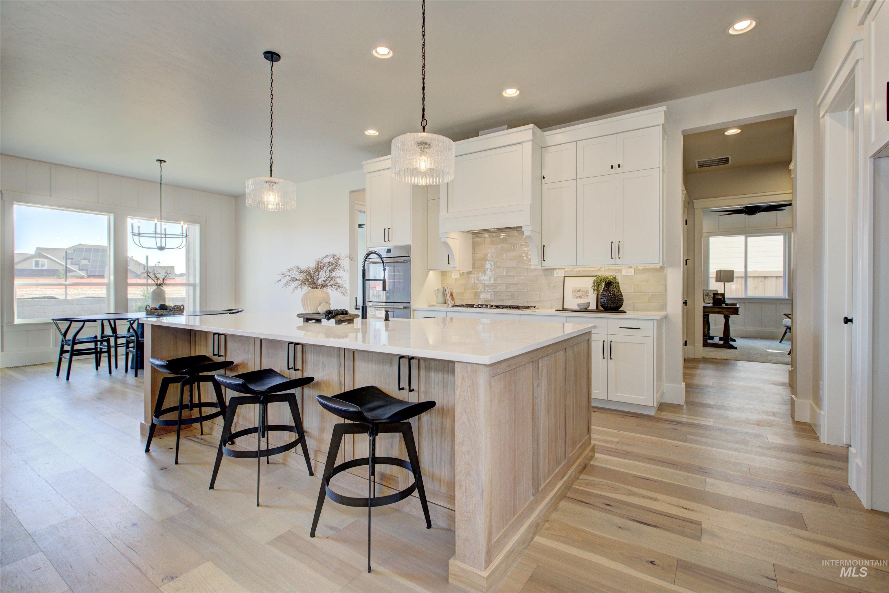 6608 S Mountaintop Way Property Photo 10