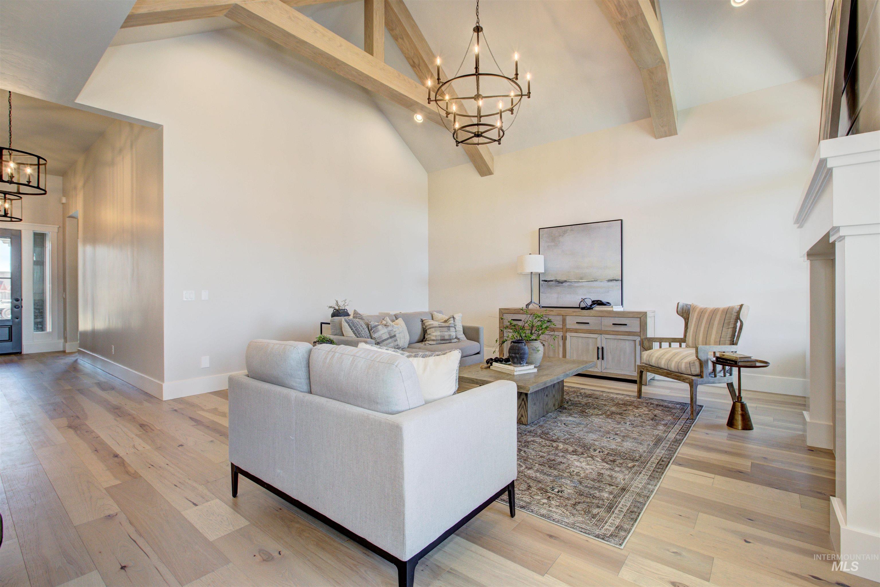 6608 S Mountaintop Way Property Photo 13