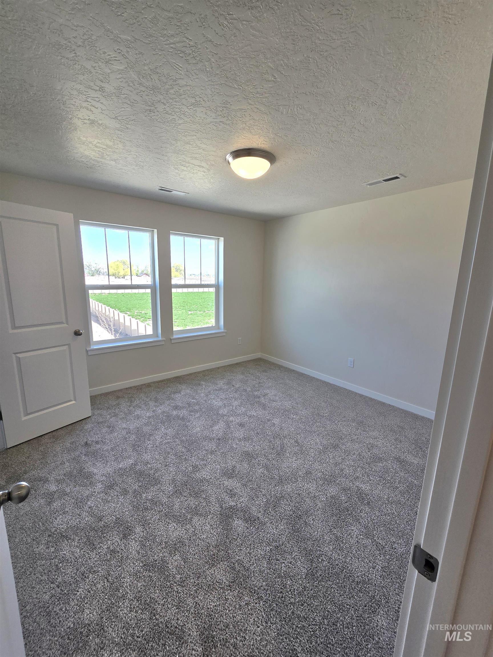 15613 N Labrador Ave Property Photo 15