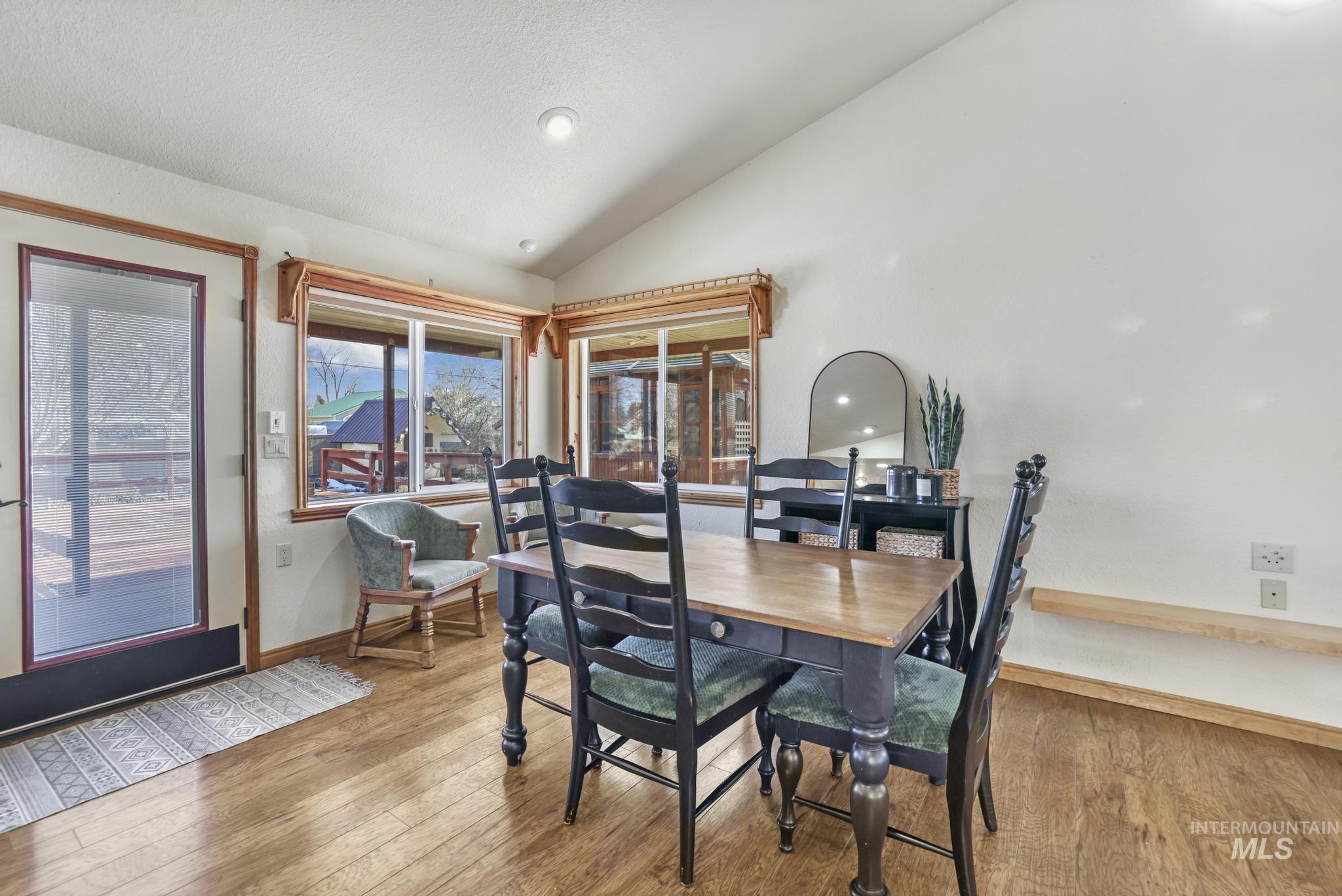 904 Utah Street Property Photo 8