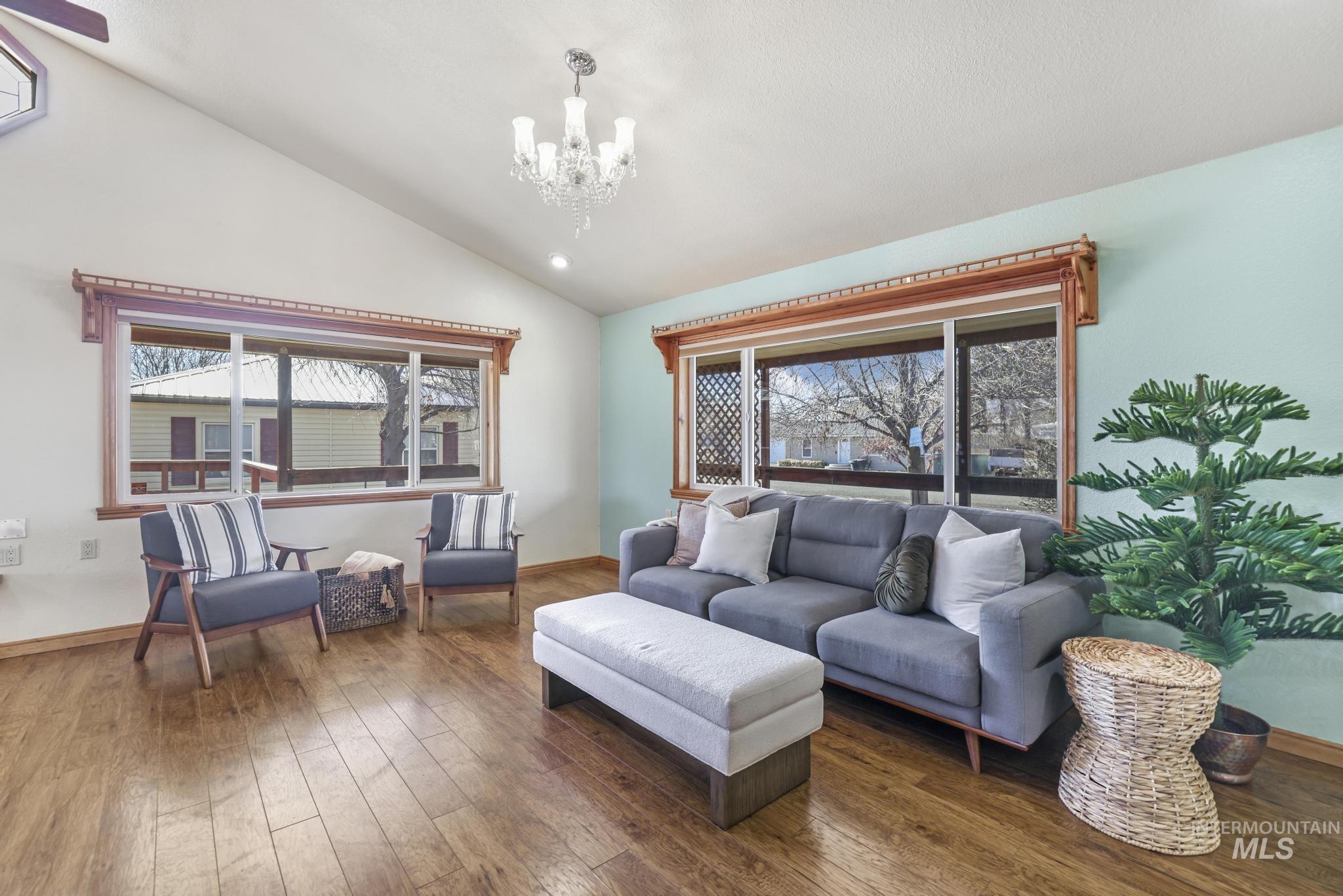 904 Utah Street Property Photo 12