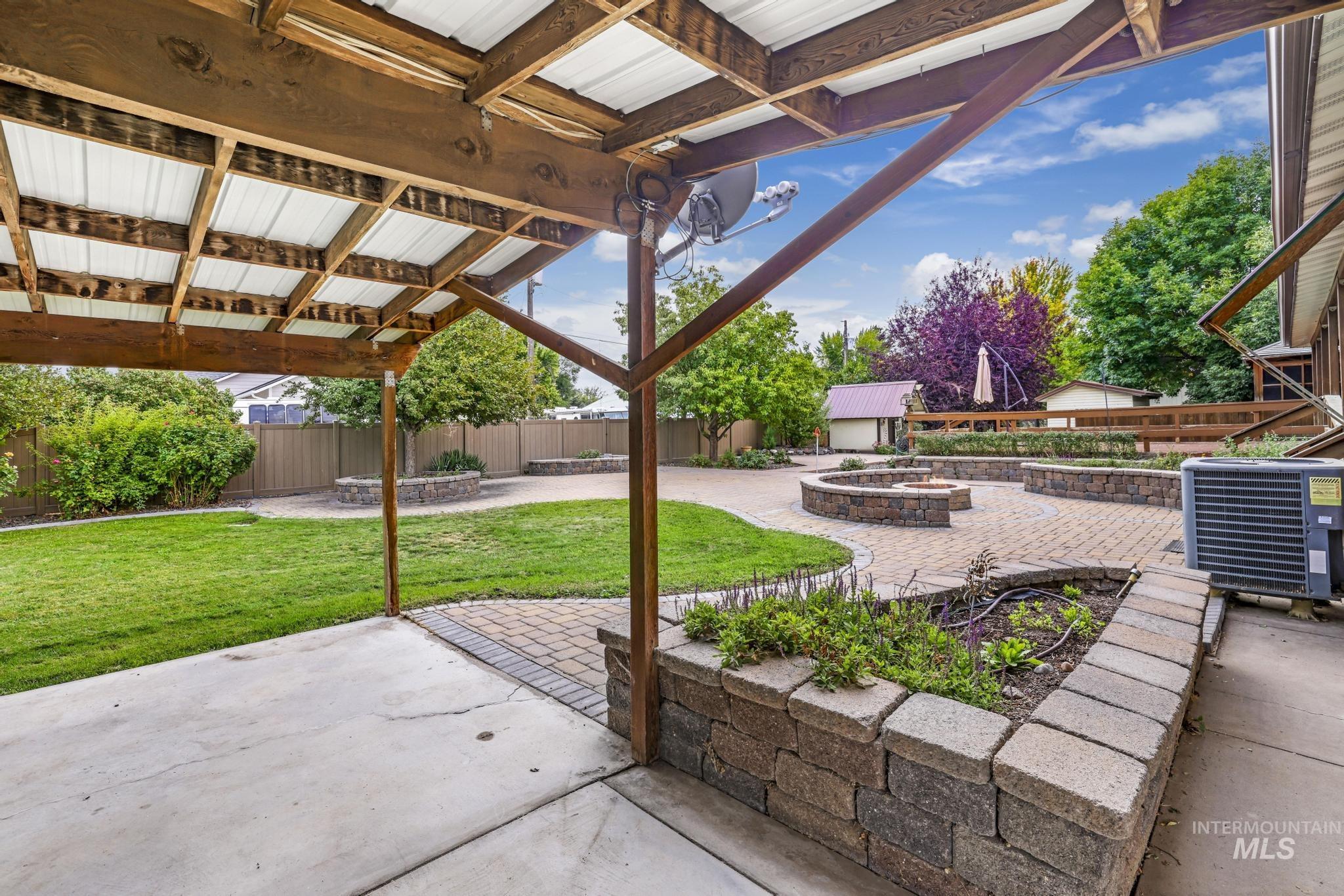 904 Utah Street Property Photo 38