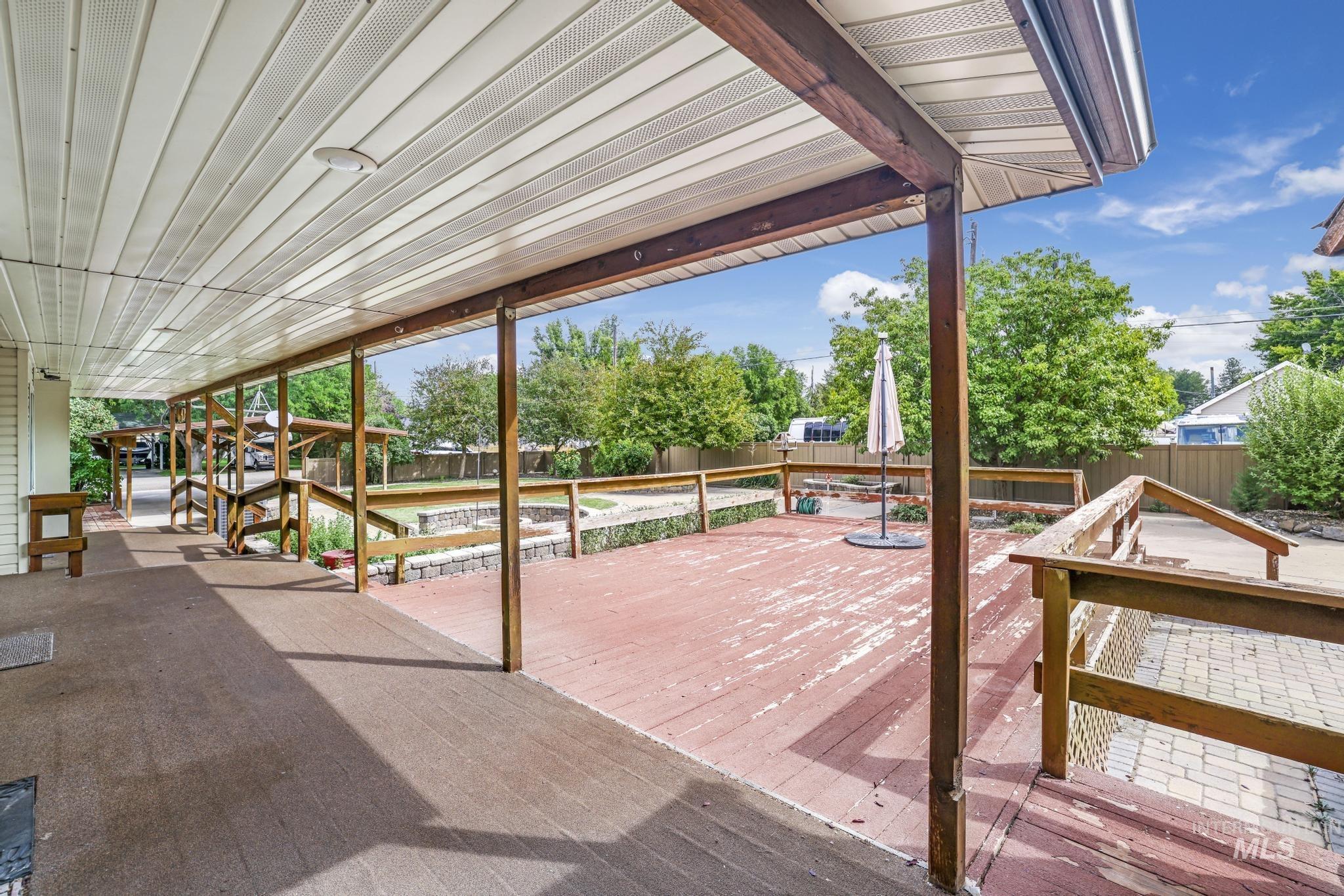 904 Utah Street Property Photo 39