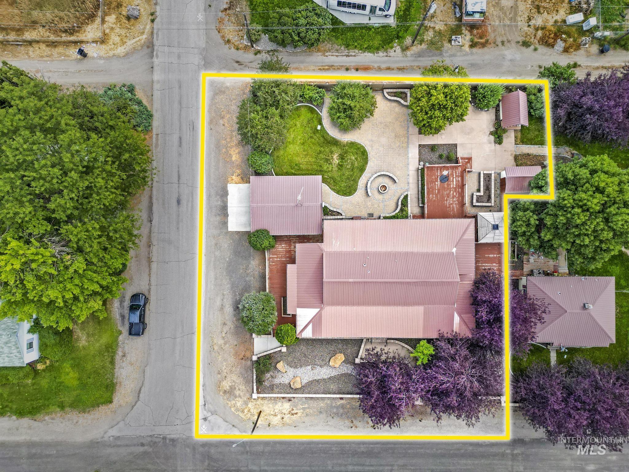 904 Utah Street Property Photo 43