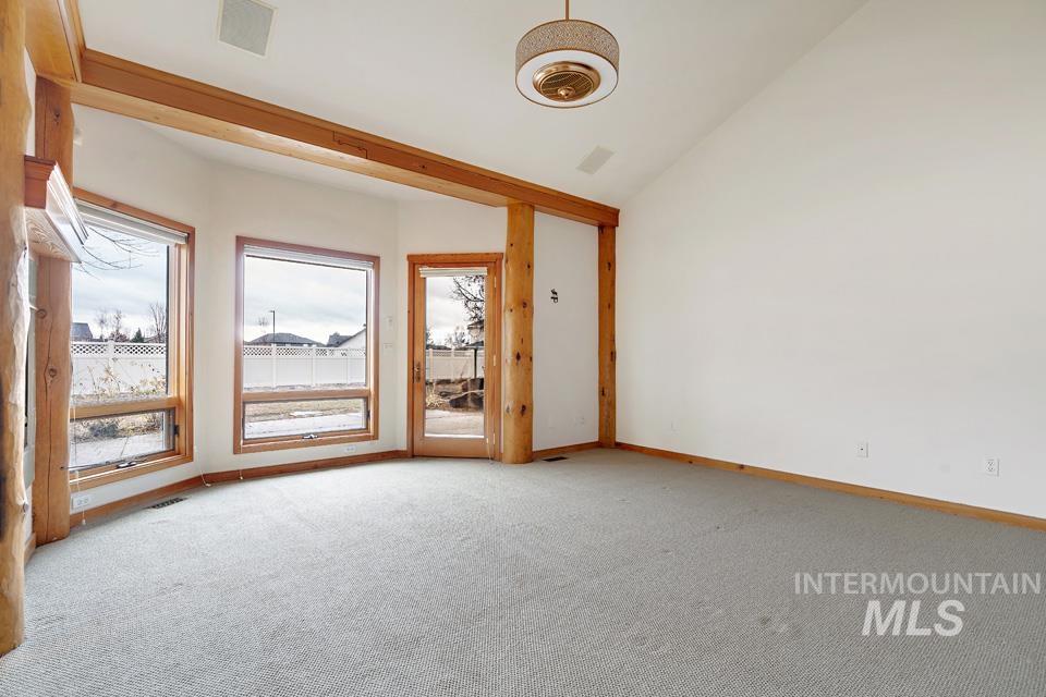 551 E Lockhart Property Photo 21
