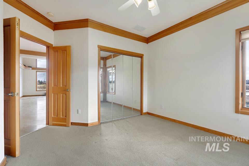 551 E Lockhart Property Photo 31