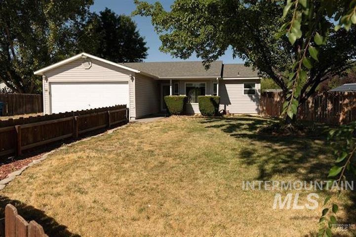 540 Willow Dr. Property Photo 1