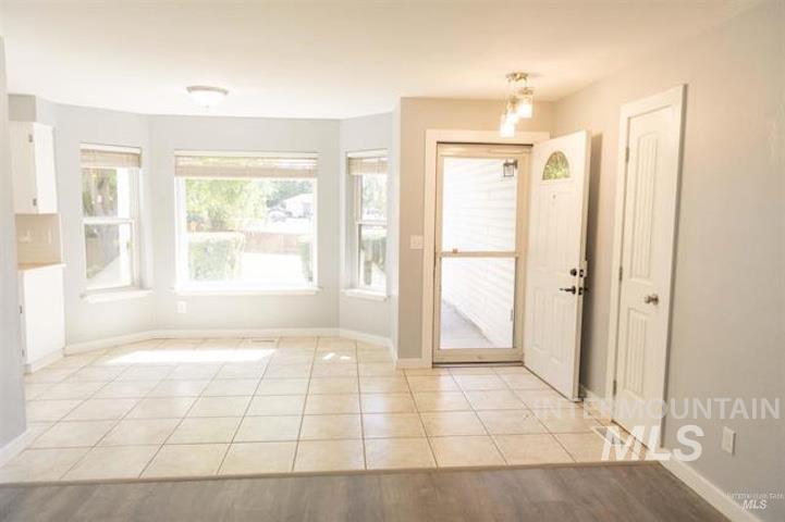 540 Willow Dr. Property Photo 5