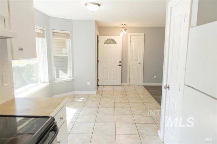 540 Willow Dr. Property Photo 6