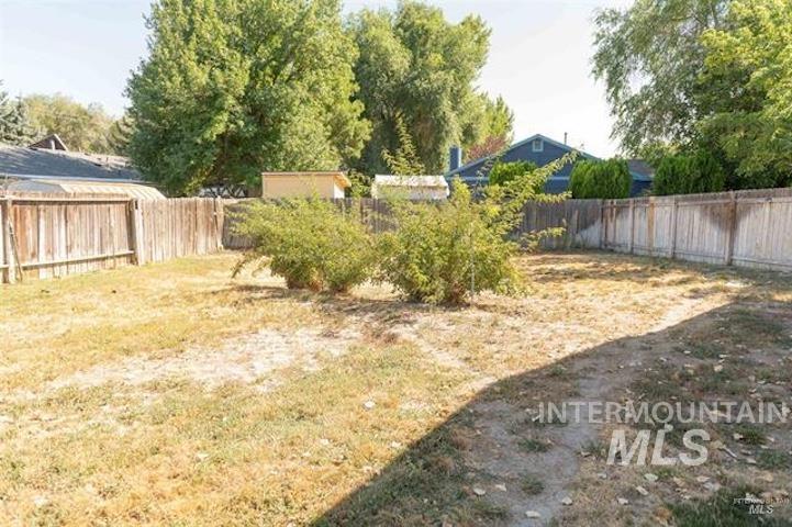 540 Willow Dr. Property Photo 35