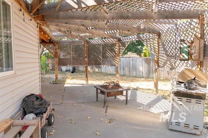 540 Willow Dr. Property Photo 39