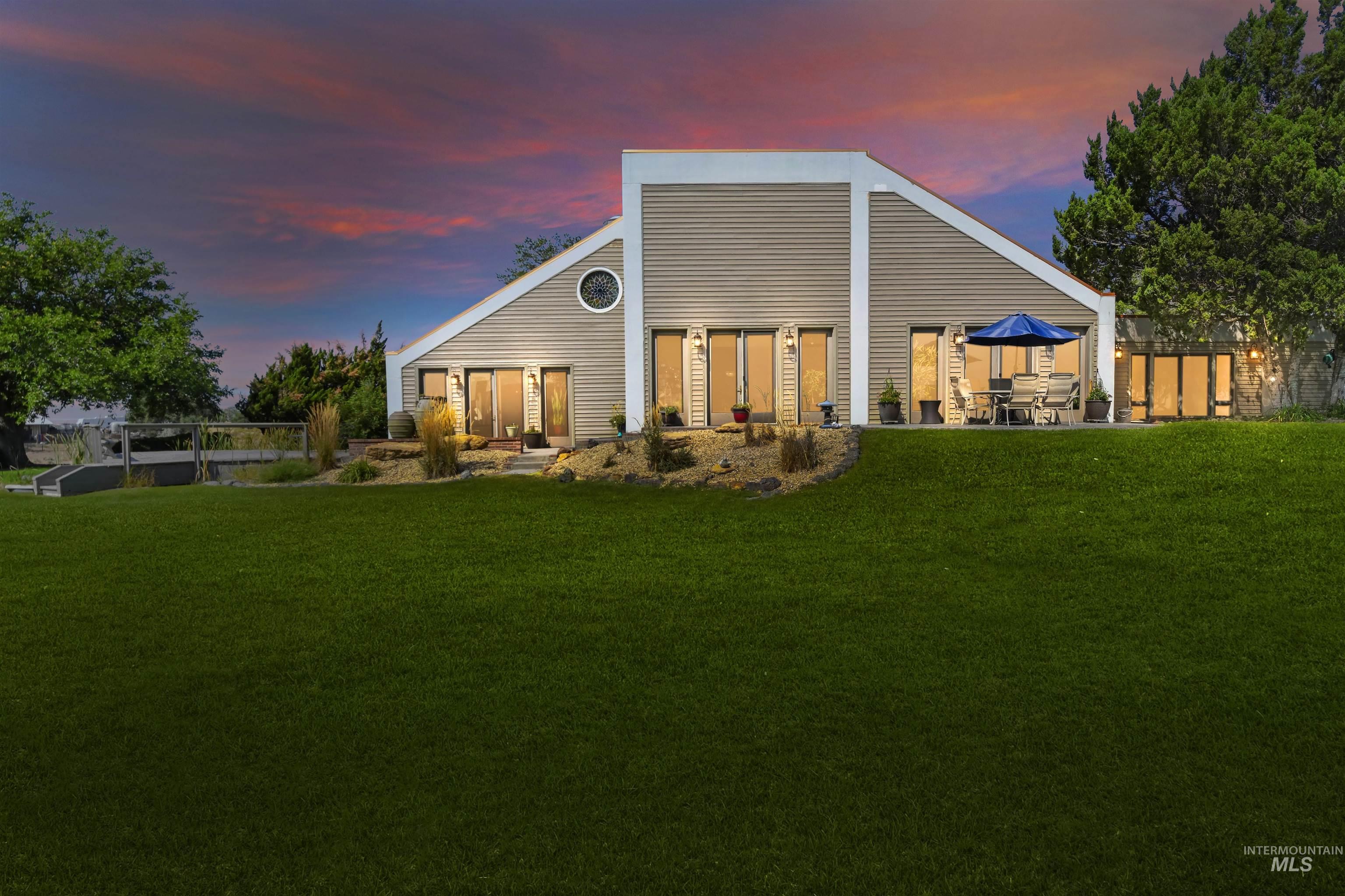 20811 Barrel Ln Property Photo 5