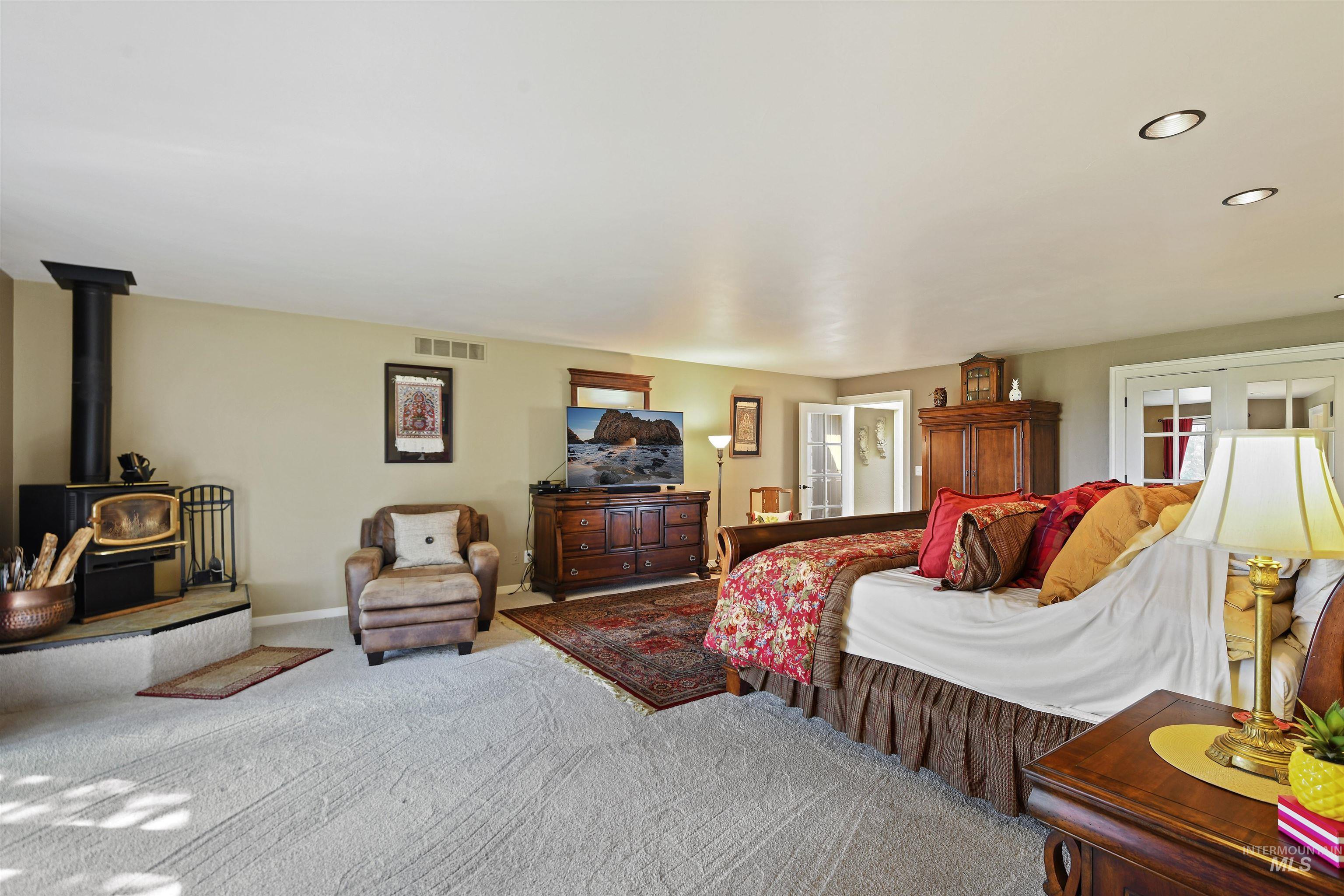 20811 Barrel Ln Property Photo 15