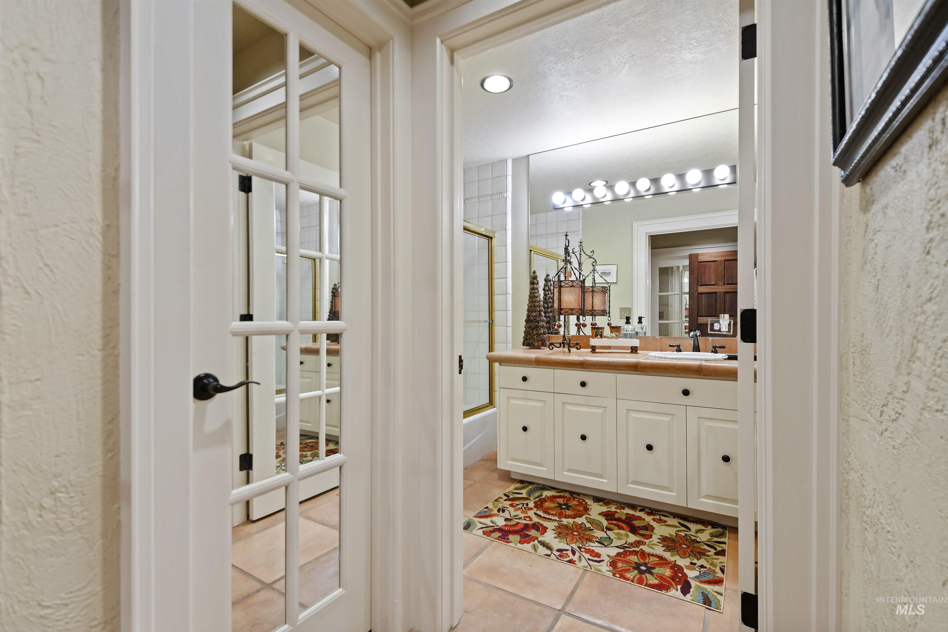 20811 Barrel Ln Property Photo 22