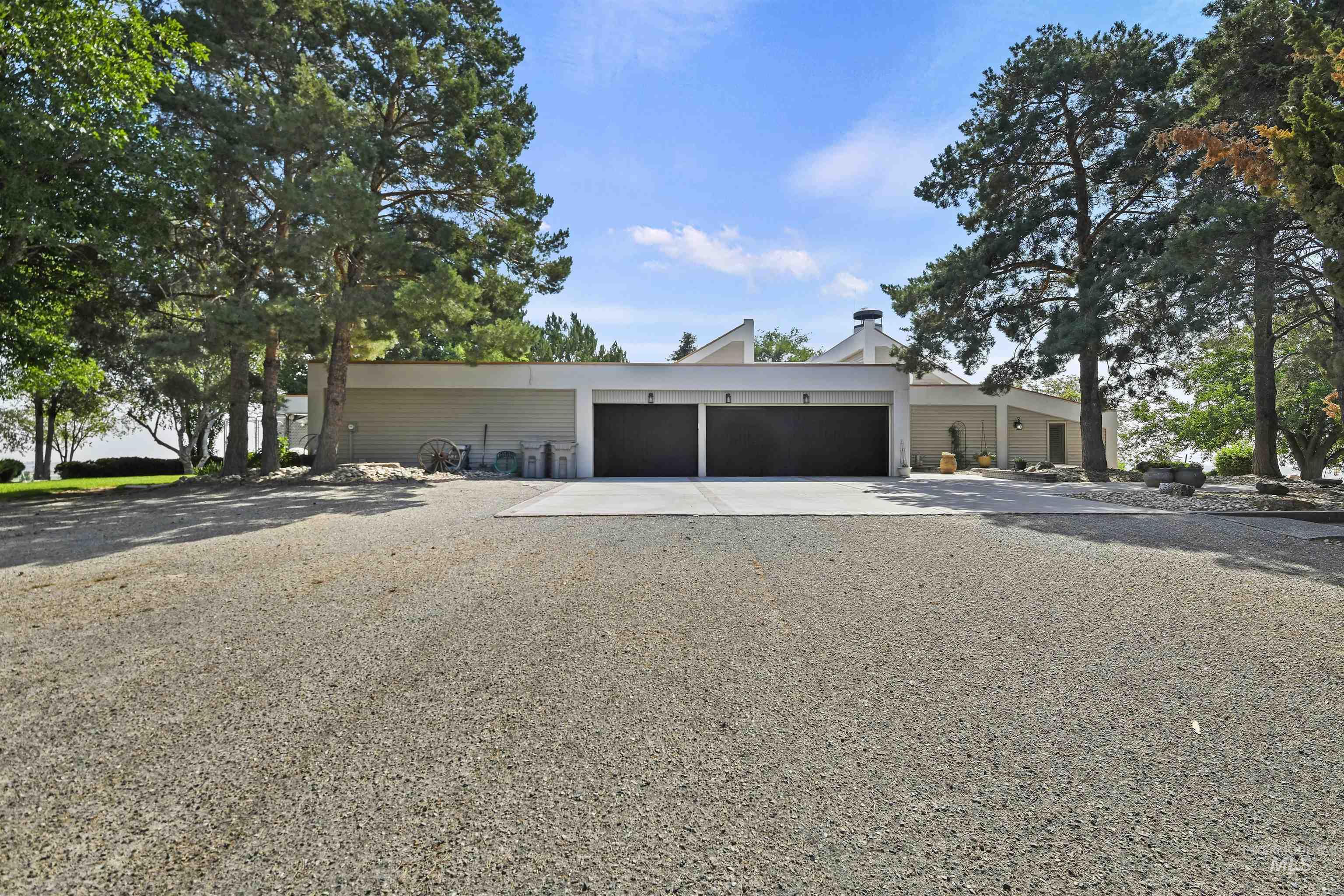20811 Barrel Ln Property Photo 43
