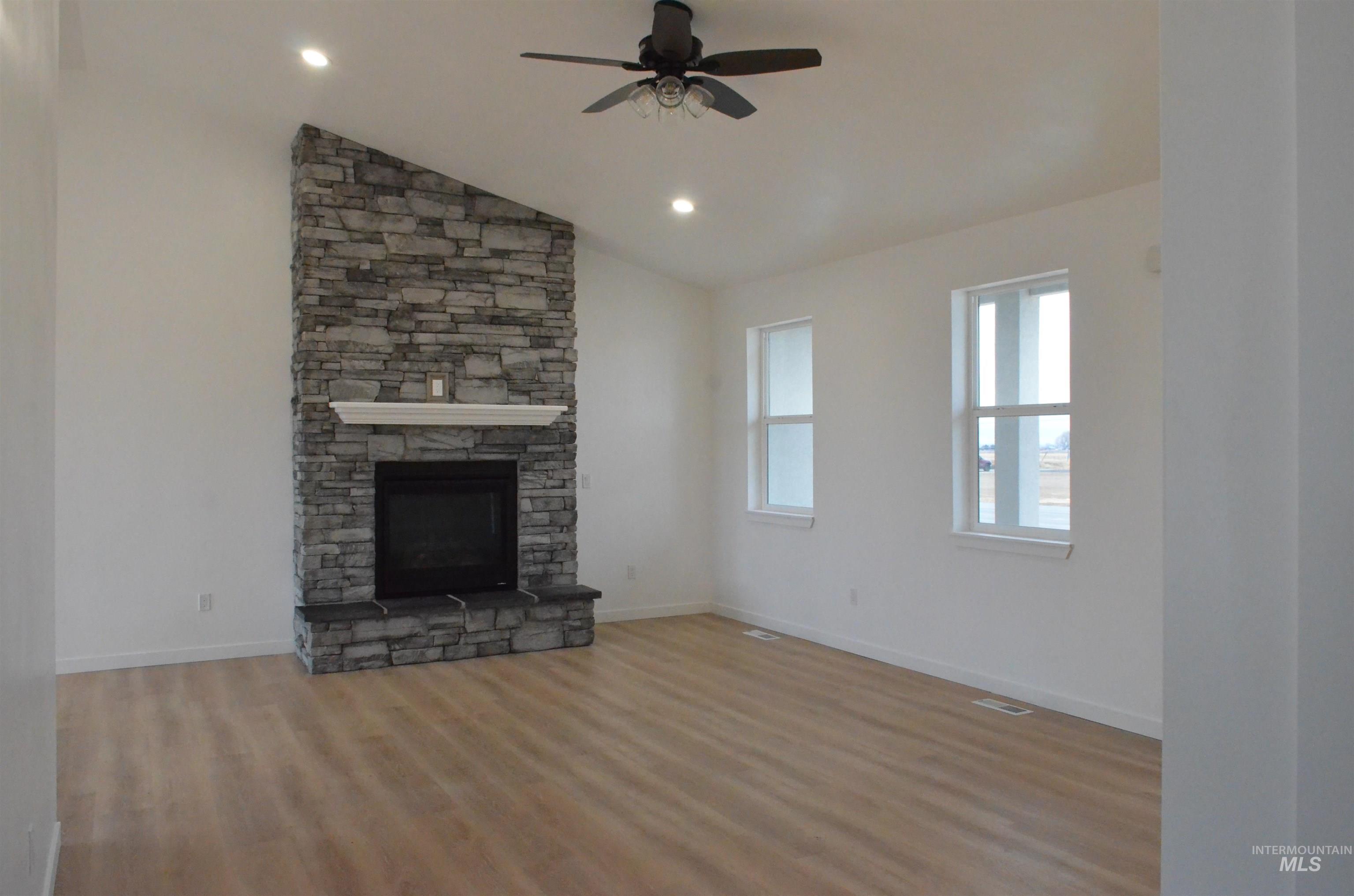 45 Sunset Loop Property Photo 2