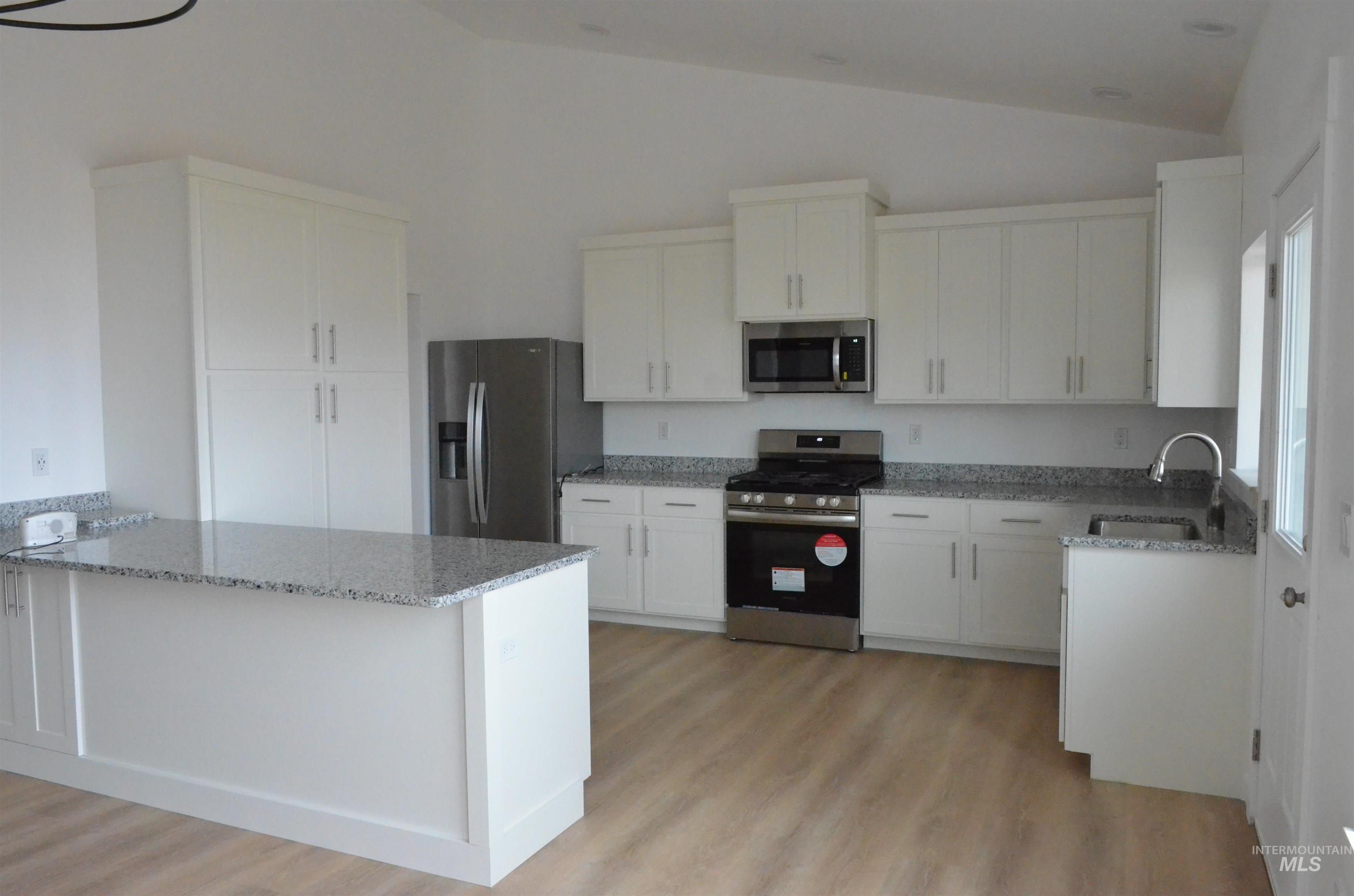 45 Sunset Loop Property Photo 5