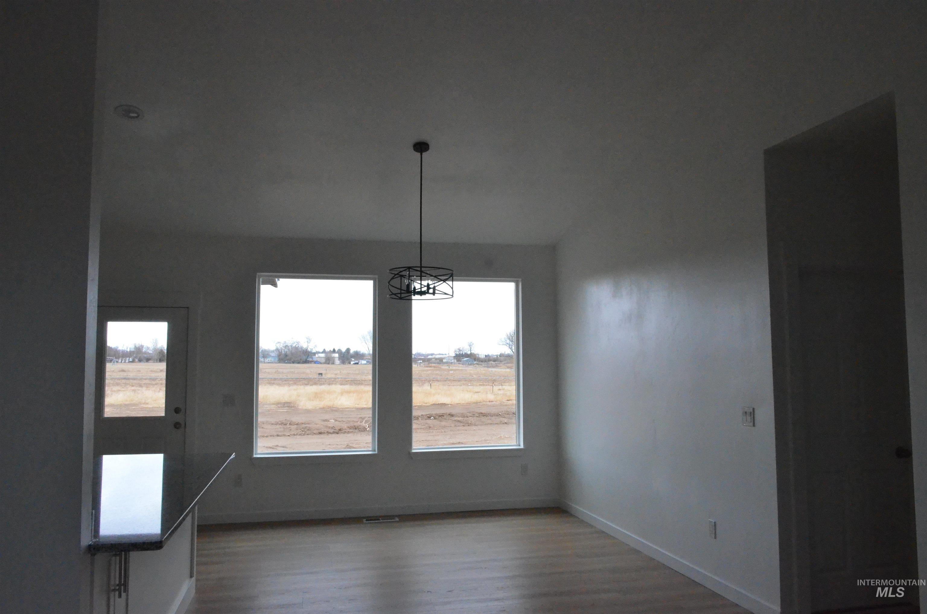 45 Sunset Loop Property Photo 6