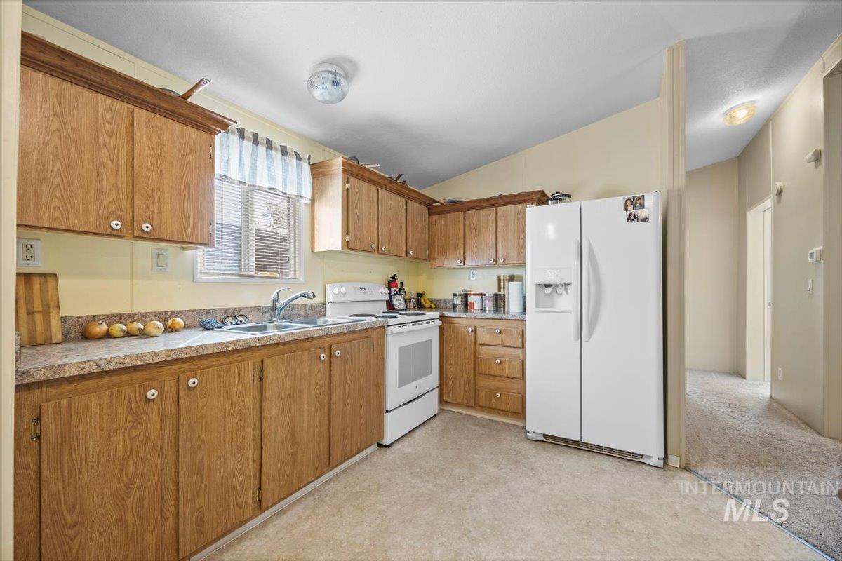 2750 Alden Rd Property Photo 7