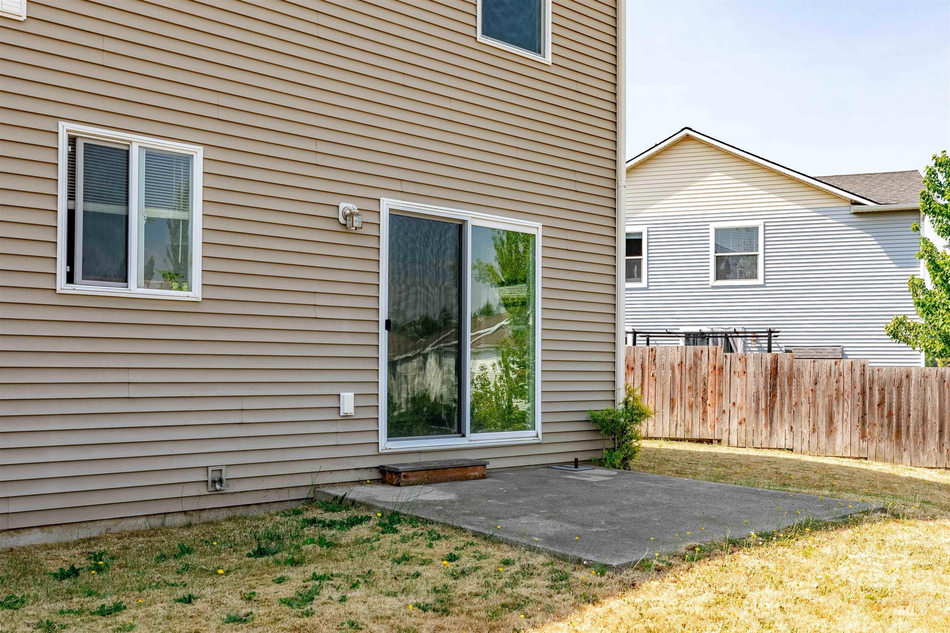 1318 Edinborough Ct Property Photo 26