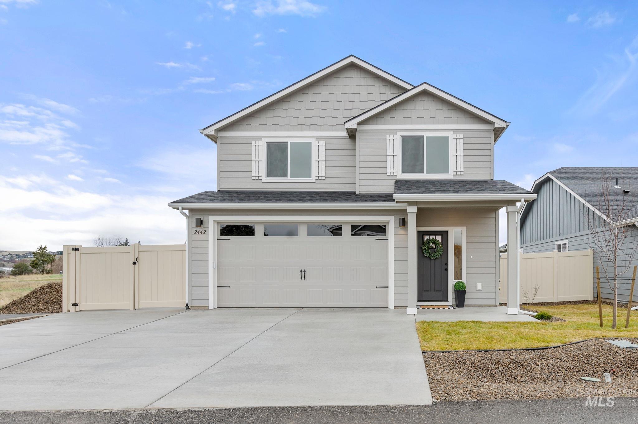 2442 Legacy Court Property Photo 1