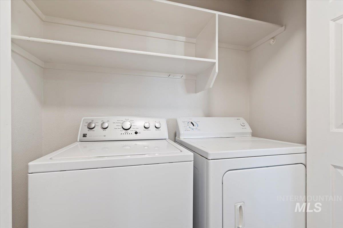 2103 Glenn Way Property Photo 24