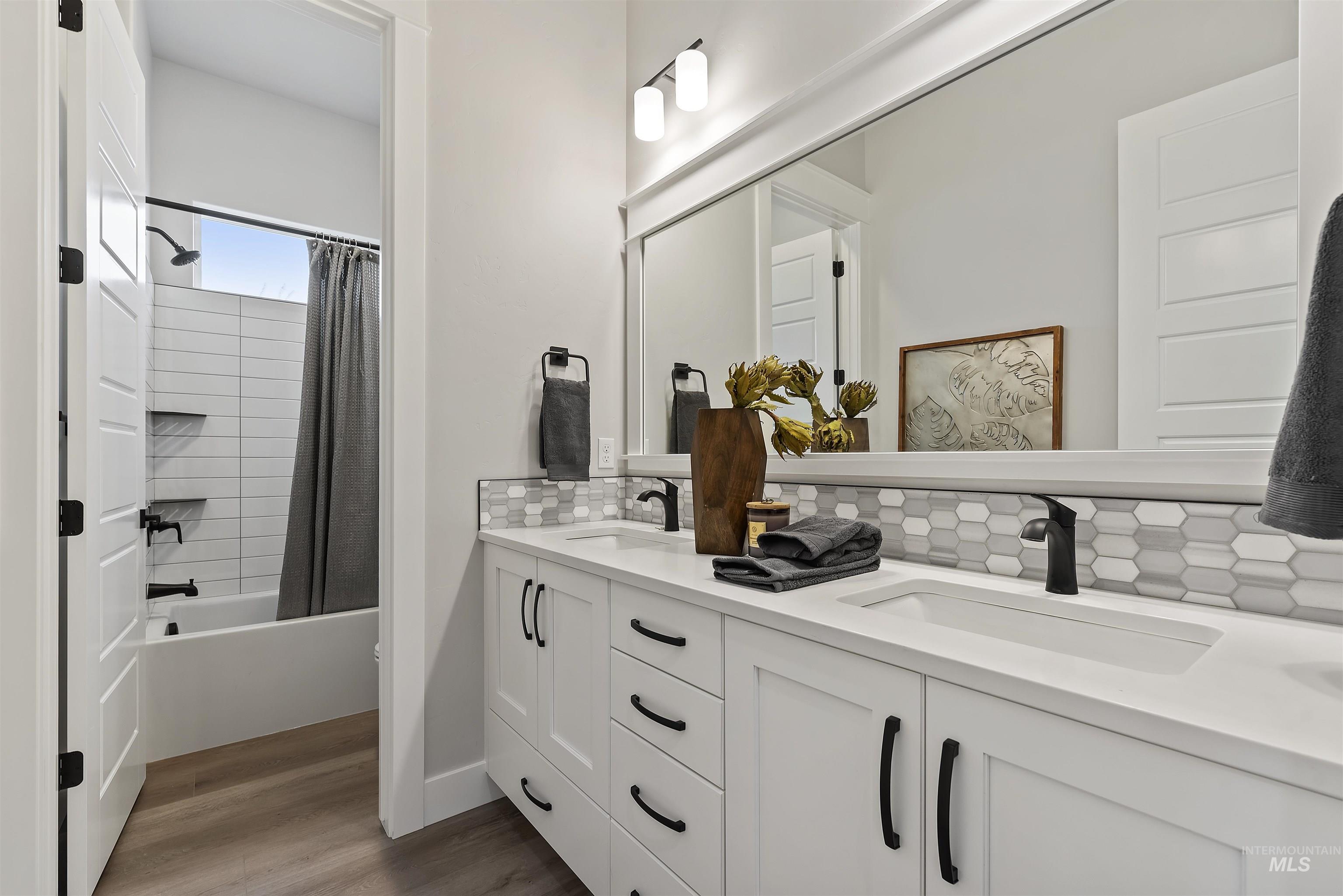 9295 Basin Kid Ct Property Photo 18