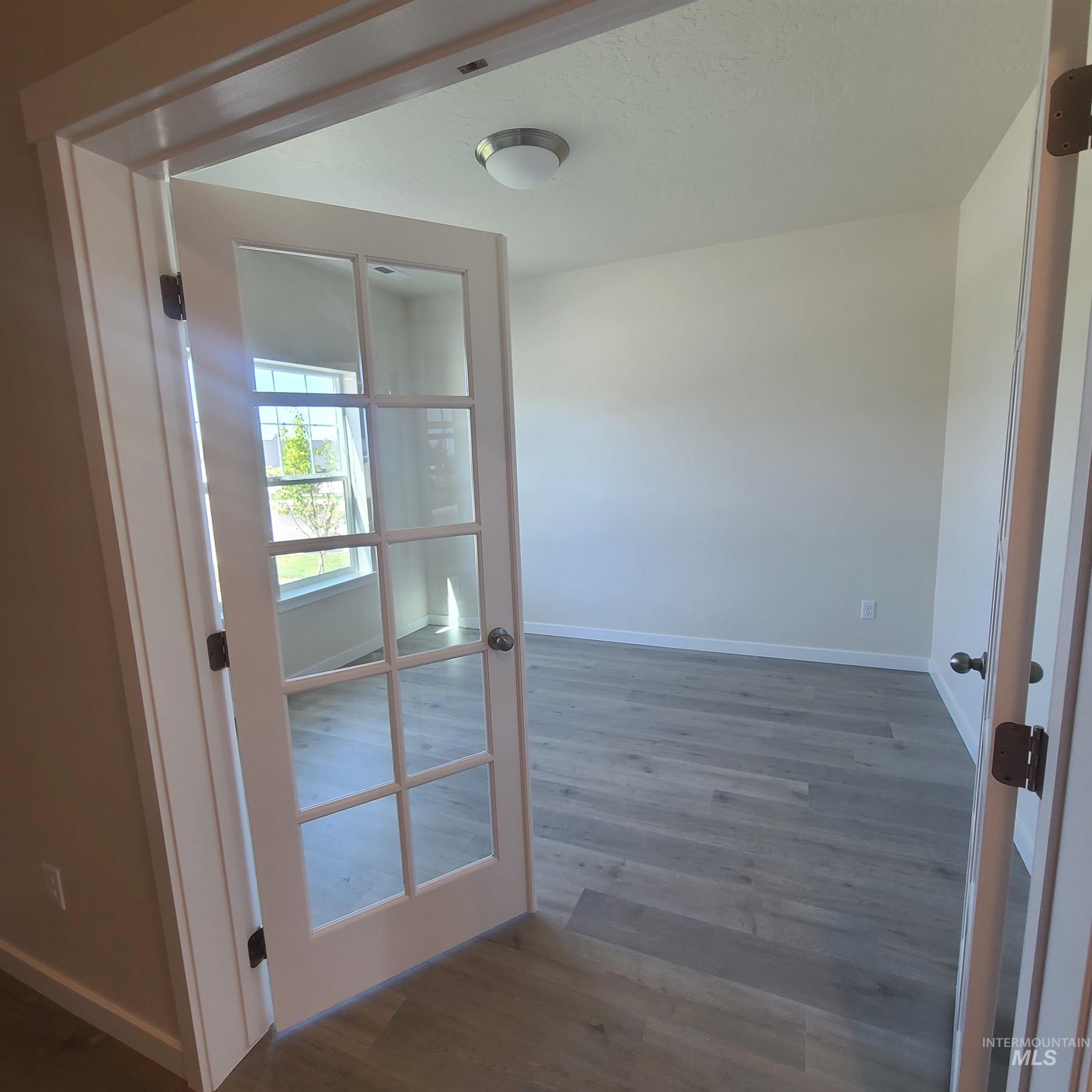 10362 W Napier Dr. Property Photo 13