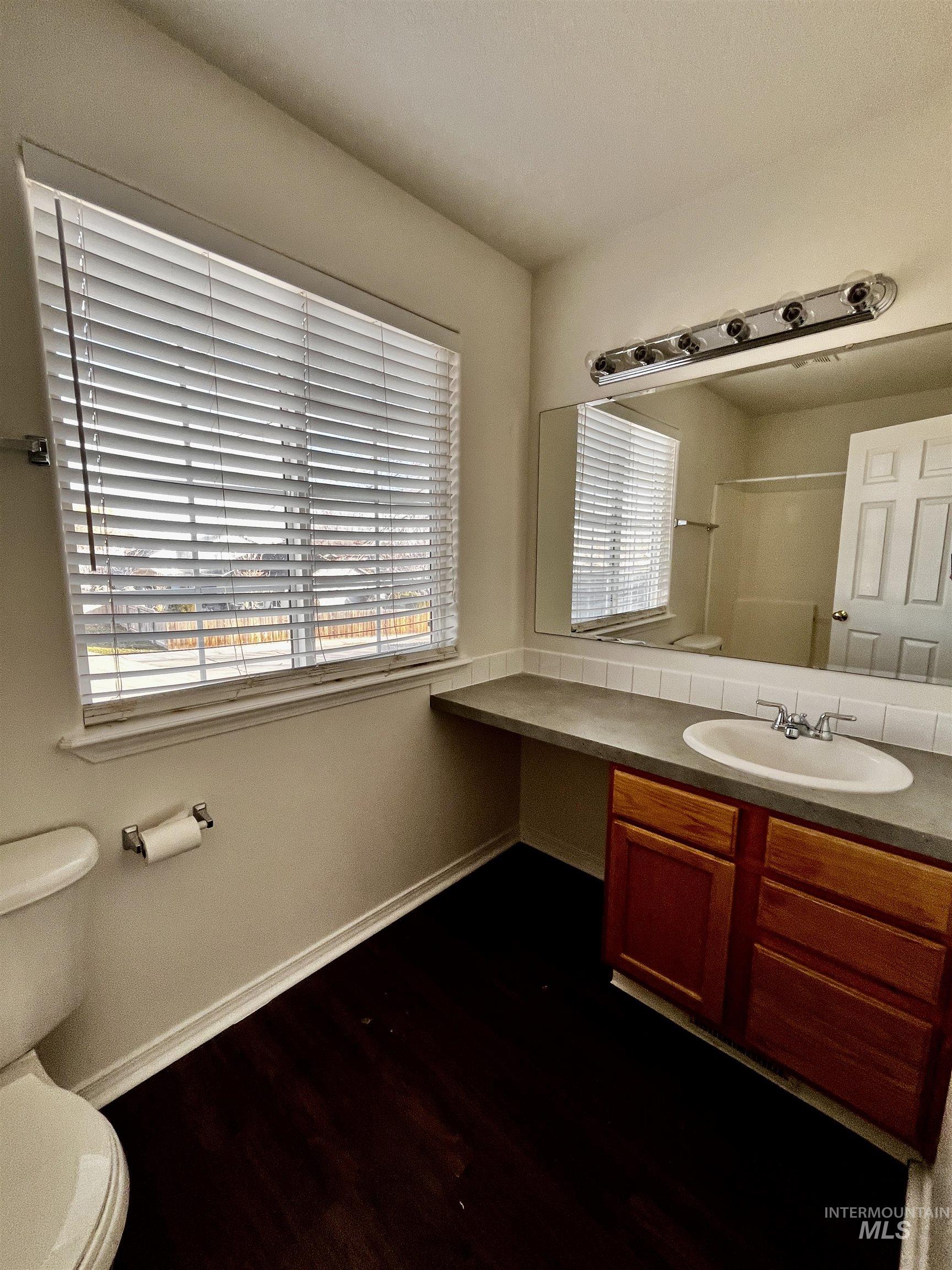 1141 N Pyrite Property Photo 10