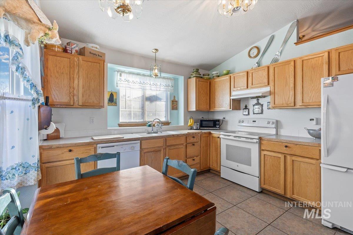1017 Graycliff Dr Property Photo 1