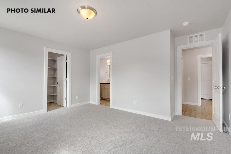 1365 Crescent St Property Photo 16