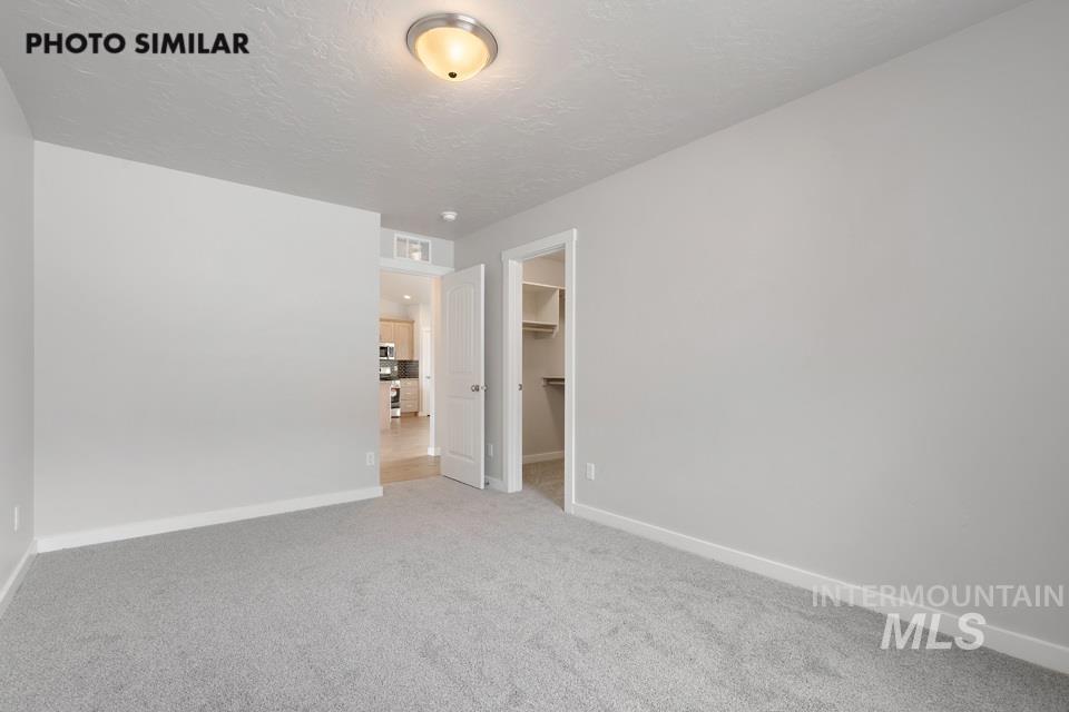 1365 Crescent St Property Photo 22