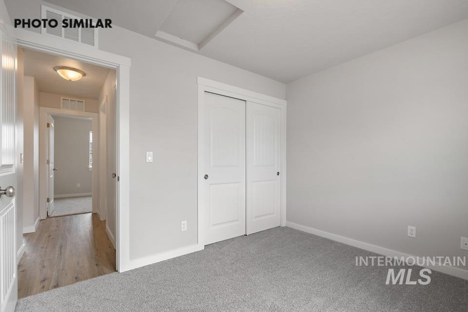 1365 Crescent St Property Photo 25