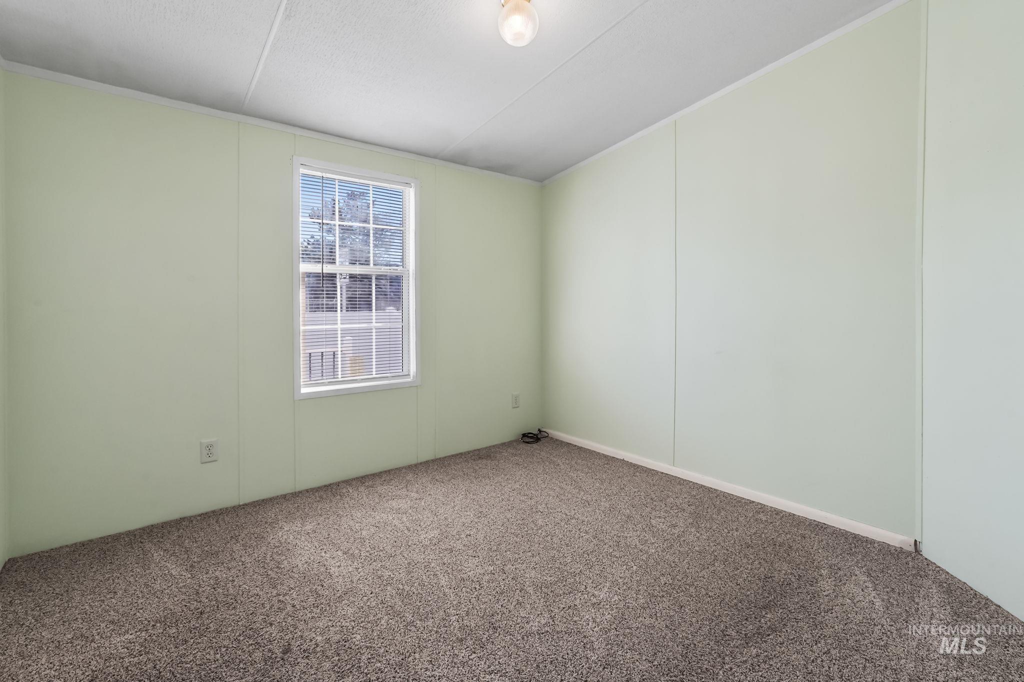 445 S Maple Grove #29 Property Photo 14
