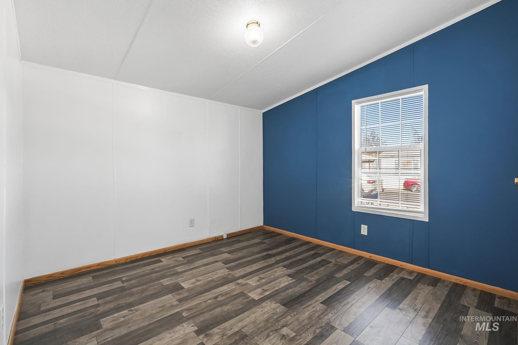 445 S Maple Grove #29 Property Photo 19
